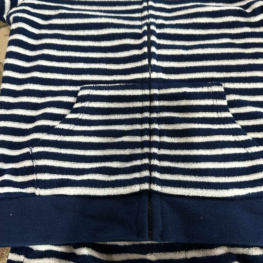 JUICY COUTURE ZIP UP SHIRT AND SHORTS IN SIZE 6 NWT - Picture 5 of 7